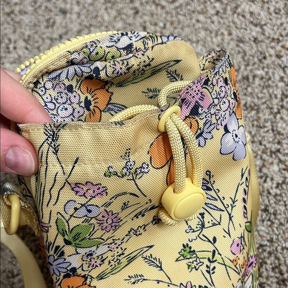 Vera Bradley Yellow Floral Crossbody water bottle  Bag - Picture 6 of 9